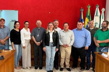Pastoral Diocesana visita setores públicos de Nova Fátima em momento de fé e espiritualidade