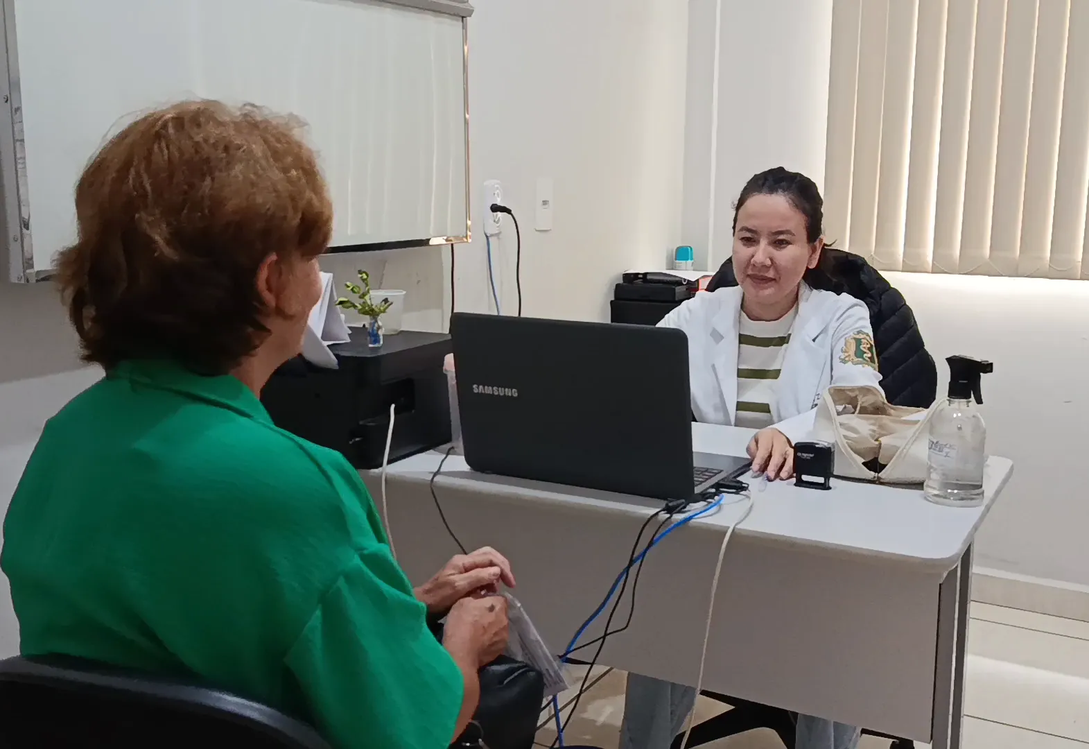 Agendamento com especialista começa pela Atenção Básica, orienta Secretaria Municipal de Saúde